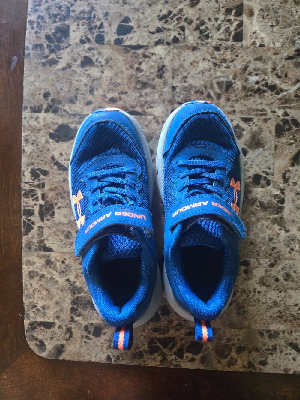 Boys Under Armour Tennis Shoes 1Y